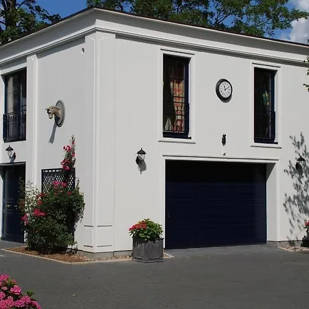 Herrenhaus Gaestewohnung Apartment